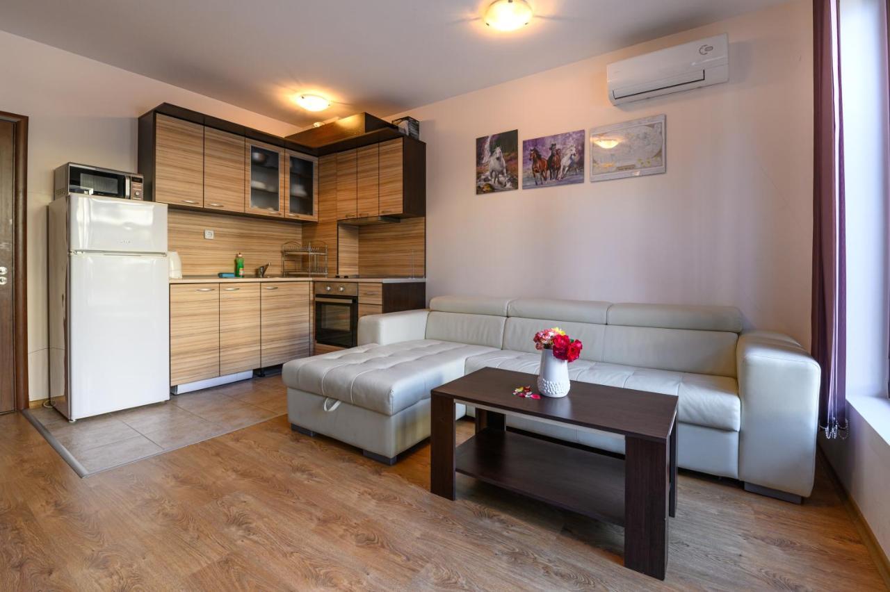 Apollon Apartments ネセバル エクステリア 写真
