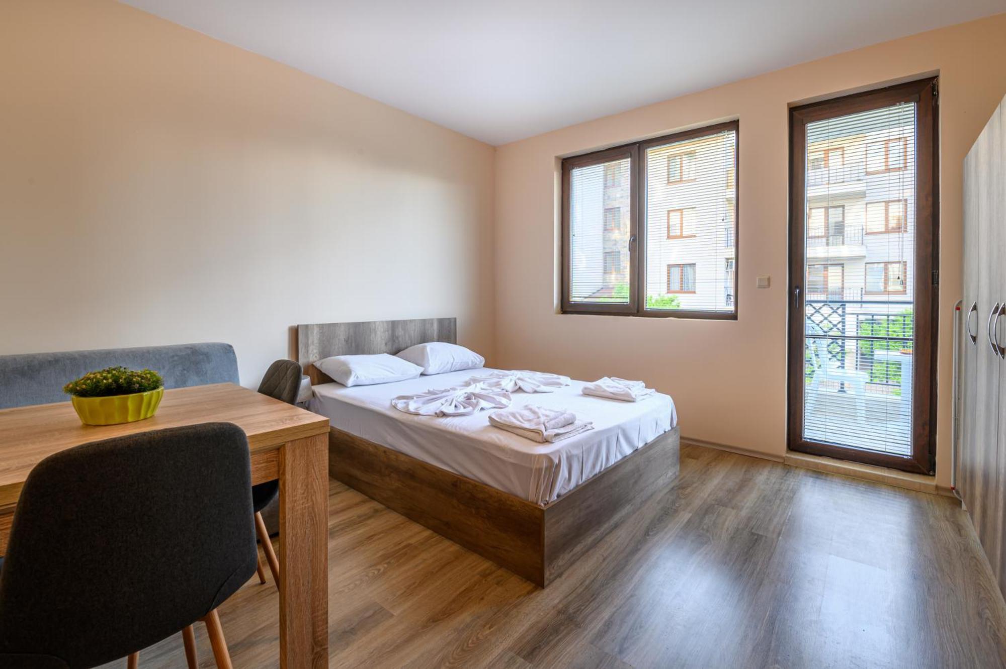 Apollon Apartments ネセバル エクステリア 写真