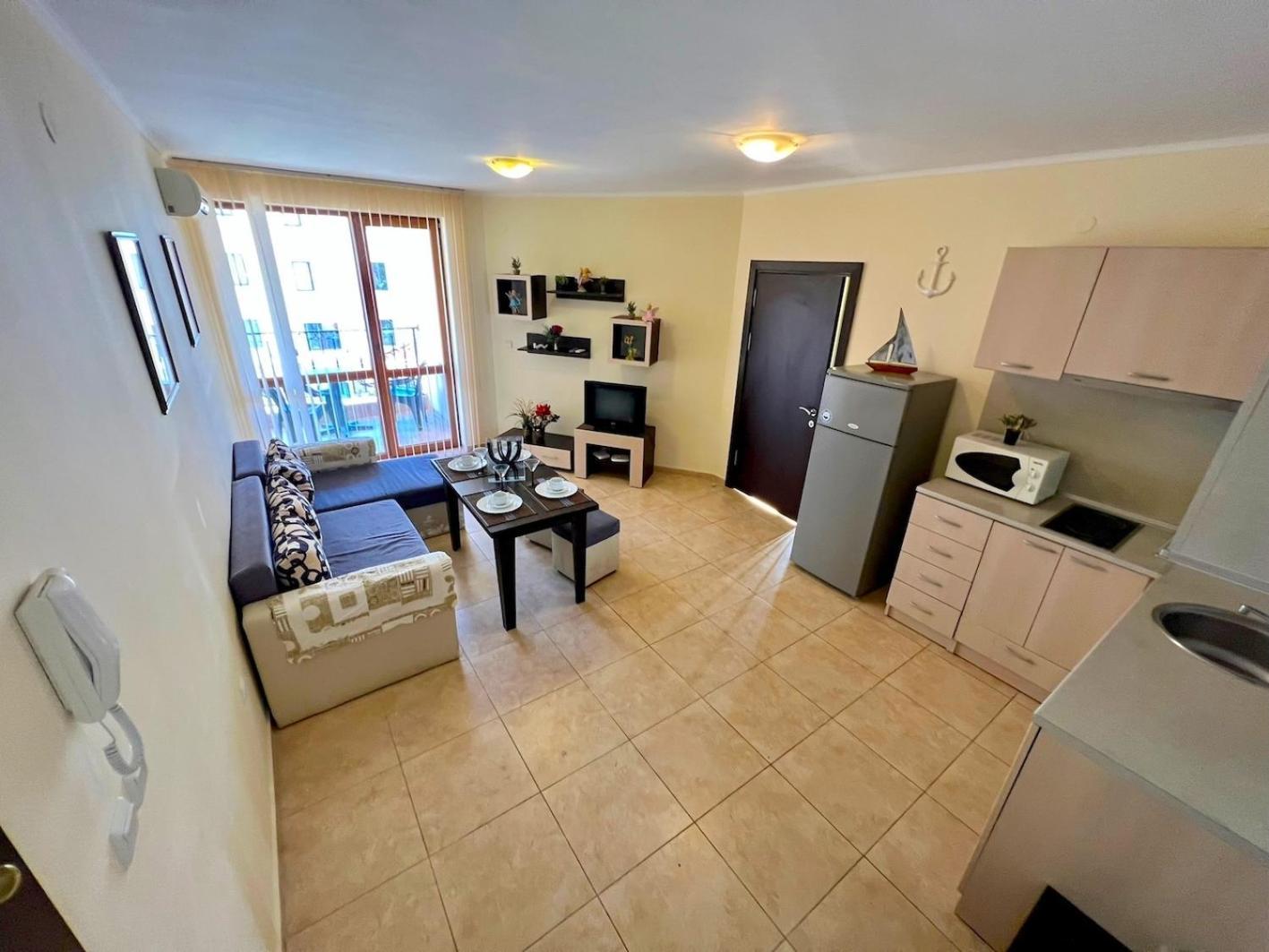 Apollon Apartments ネセバル エクステリア 写真