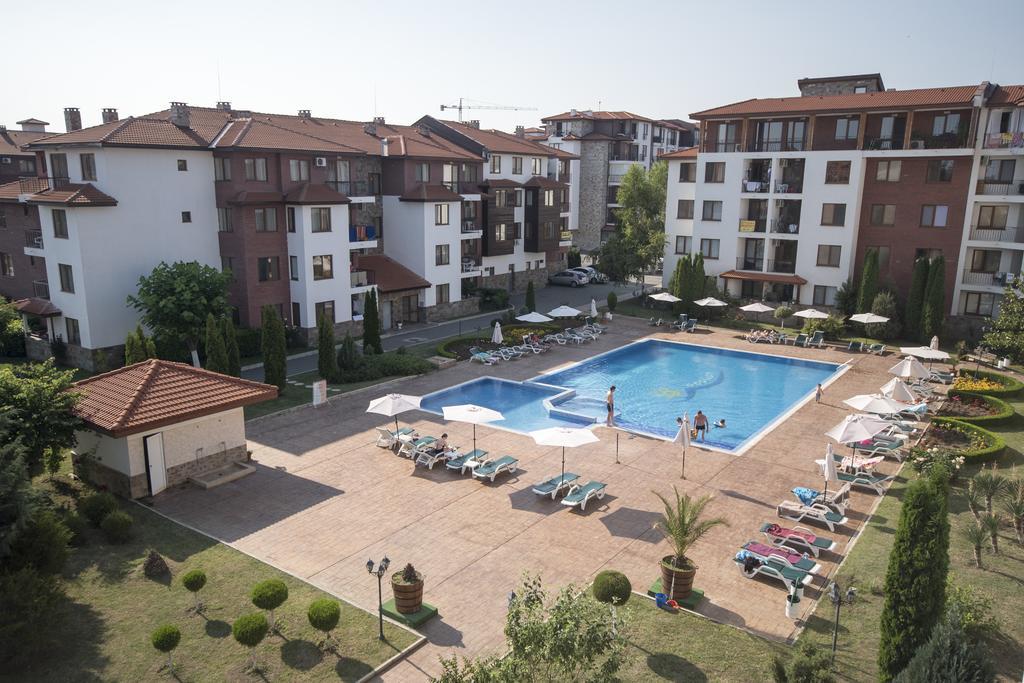 Apollon Apartments ネセバル エクステリア 写真