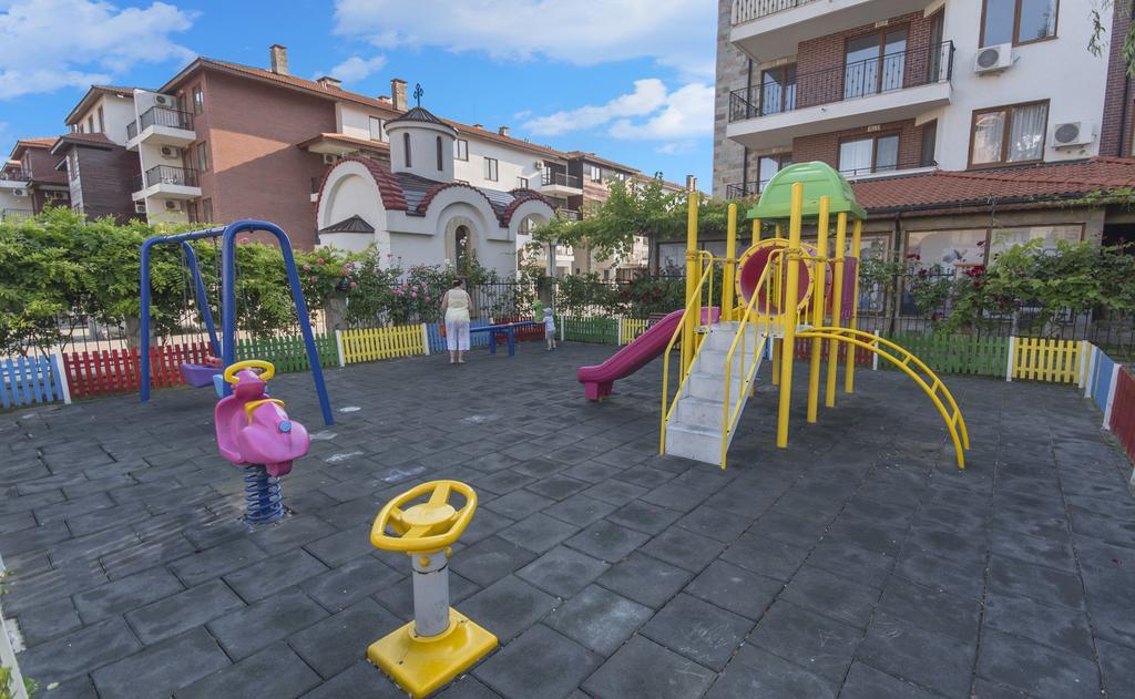 Apollon Apartments ネセバル エクステリア 写真