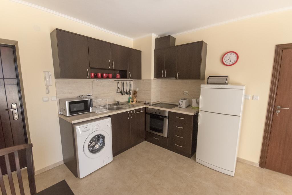 Apollon Apartments ネセバル エクステリア 写真