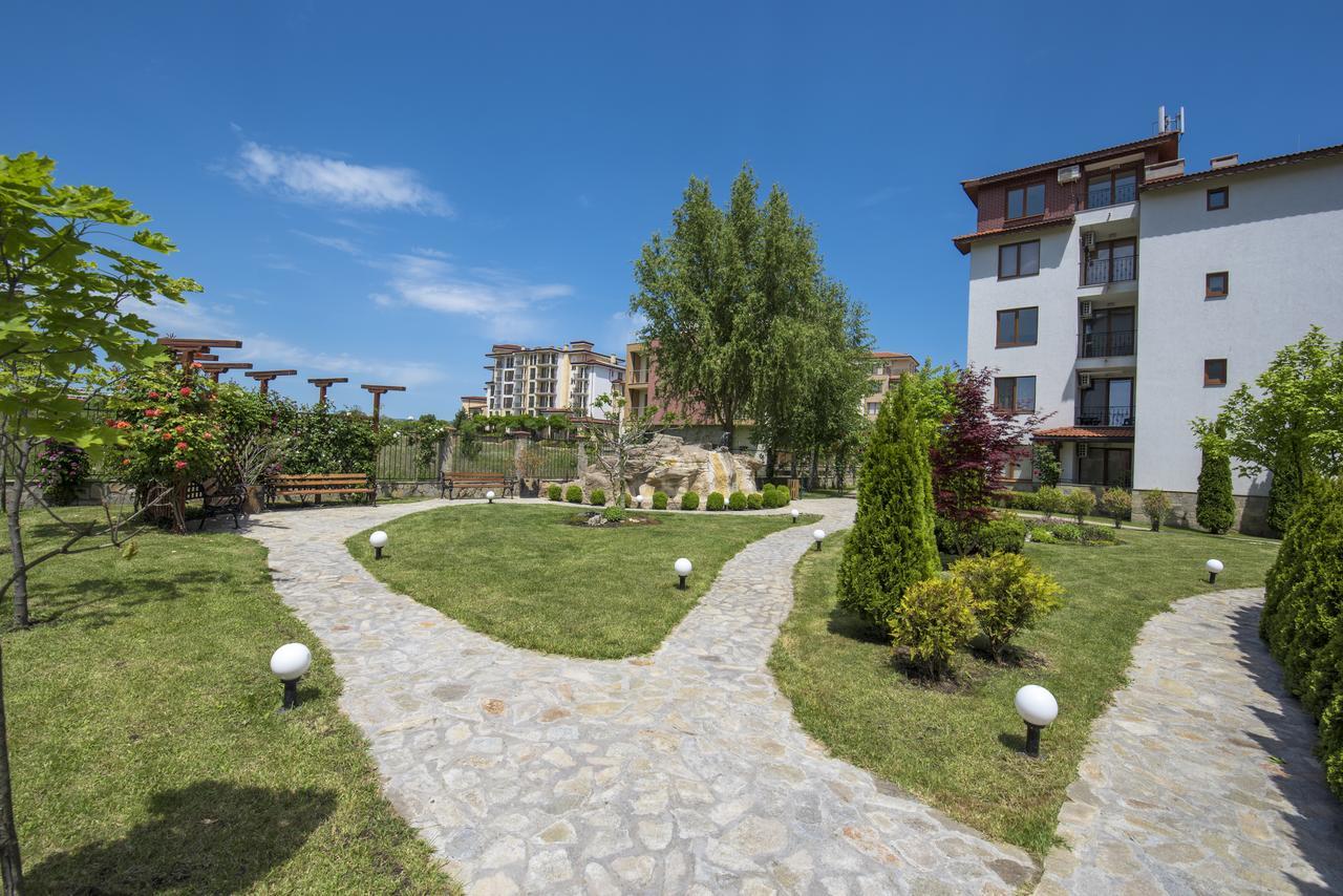 Apollon Apartments ネセバル エクステリア 写真