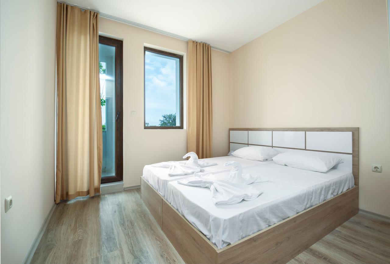 Apollon Apartments ネセバル エクステリア 写真
